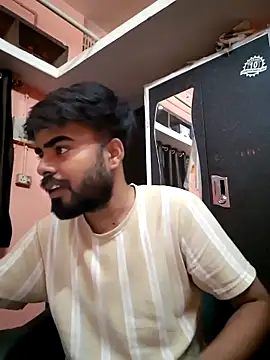 soniriyaa010101 online show from 04/19/26, 06:10