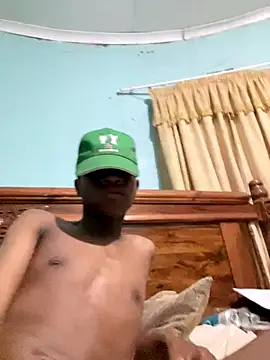 Snapshot of babyboyhluli chatting on 11/01/25, 11:40 babyboyhluli online show from 11/01/25, 11:40