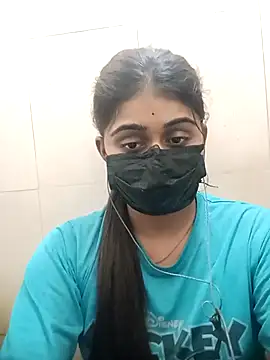 Snapshot of riya_sexy_123 chatting on 10/10/25, 06:29 riya sexy 123 online show from 10/10/25, 06:29