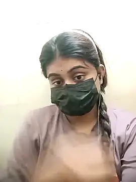 Snapshot of riya_sexy_123 chatting on 10/29/25, 07:04 riya sexy 123 online show from 10/29/25, 07:04