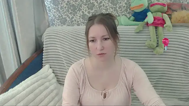 Snapshot of LesanaMagic chatting on 06/04/26, 09:37 LesanaMagic online show from 06/04/26, 09:37