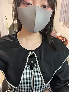 Snapshot of naginagisan chatting on 05/25/26, 12:22 naginagisan online show from 05/25/26, 12:22