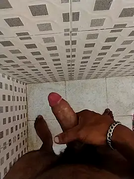 Fabiovel online show from 10/23/25, 12:21