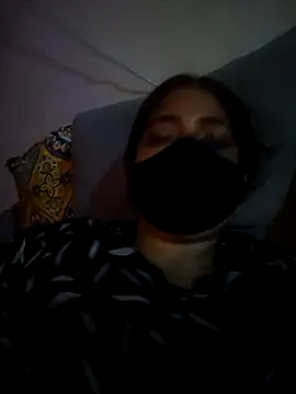 Snapshot of hottie_jenny9 chatting on 10/11/25, 12:43 hottie jenny9 online show from 10/11/25, 12:43