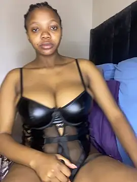 MilfBoobsxx online show from 03/26/26, 03:45