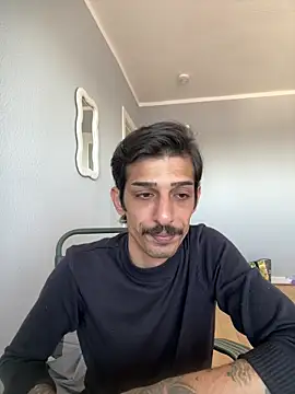 bisexevaa online show from 05/23/26, 07:56