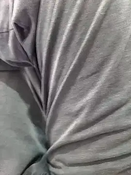 Chanderi19 online show from 11/22/25, 05:23