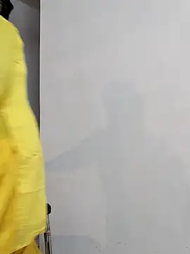 Hot-Pooja25 online show from 03/26/26, 05:57