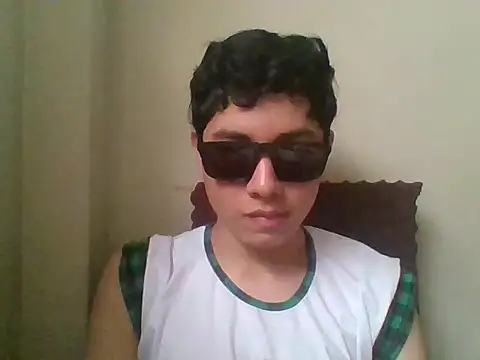 twinkboy593 online show from 10/06/25, 09:12