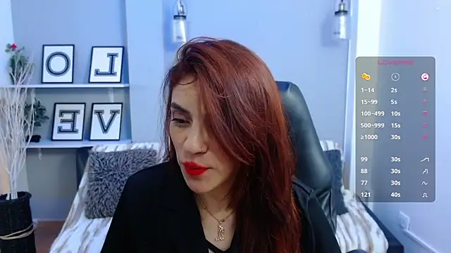 KendallWood  online show from 01/12/26, 08:47