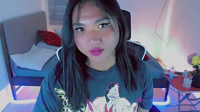 Snapshot of cassie_cakes chatting on 09/09/25, 09:47 cassie cakes online show from 09/09/25, 09:47