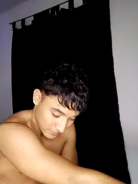 Austin Cardieff  online show from 10/31/25, 03:07