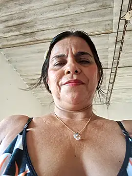Snapshot of Lucerito-Hot chatting on 09/24/25, 12:30 Lucerito-Hot online show from 09/24/25, 12:30