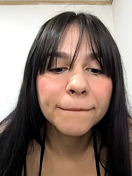 Daniela-rosee online show from 10/29/25, 01:41