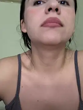 Snapshot of Daniela-rosee chatting on 07/03/26, 11:33 Daniela-rosee online show from 07/03/26, 11:33