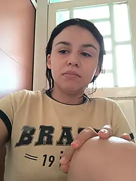 Snapshot of Daniela-rosee chatting on 07/20/26, 06:10 Daniela-rosee online show from 07/20/26, 06:10