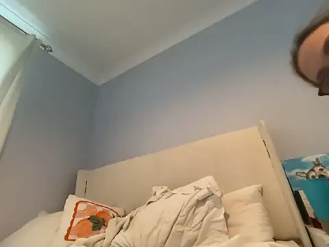 petitelucyXoxx online show from 06/15/26, 05:26