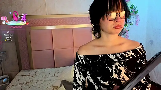 RobinBennett online show from 11/27/25, 12:18