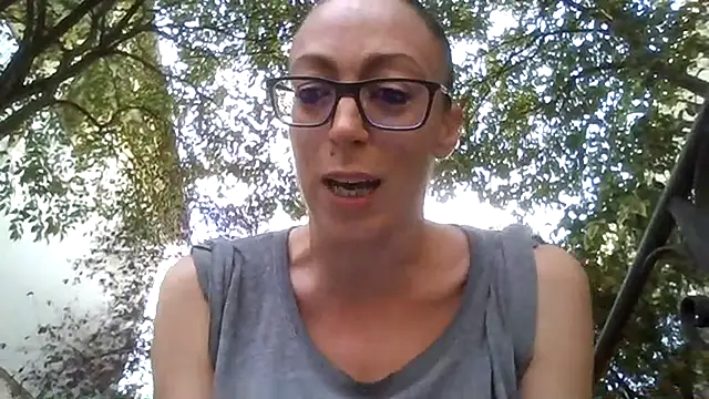 Astrid3 online show from 10/31/25, 03:13