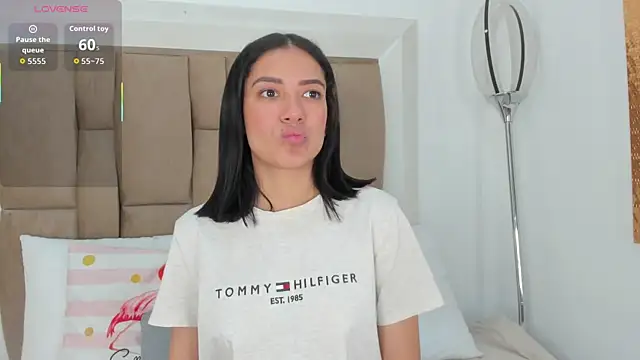 Skylerwhite02 online show from 01/06/26, 07:50