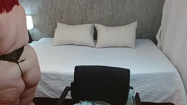 Cristhin  online show from 09/25/25, 06:50