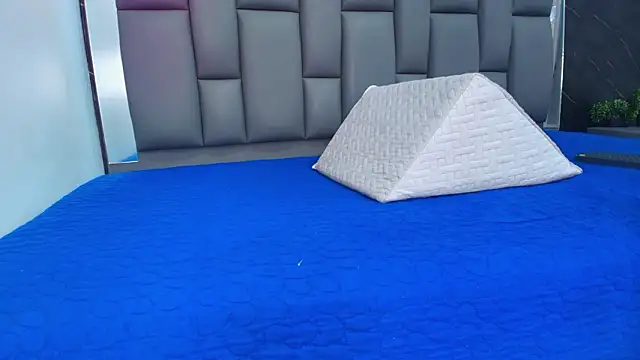 kissme luna online show from 02/28/26, 07:04