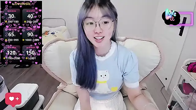 Snapshot of baby-yaya20 chatting on 12/18/25, 07:03 baby-yaya20 online show from 12/18/25, 07:03