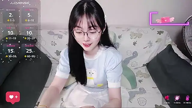 baby-yaya20 online show from 05/06/26, 10:20