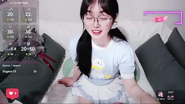 baby-yaya20 online show from 05/23/26, 12:49