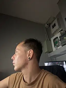 dimitryivanovv online show from 10/06/25, 08:34