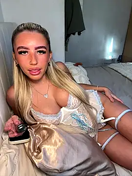 BlondeBetty online show from 01/07/26, 11:45