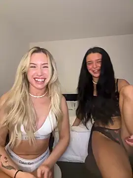 SexySaraxxoo online show from 02/27/26, 07:03