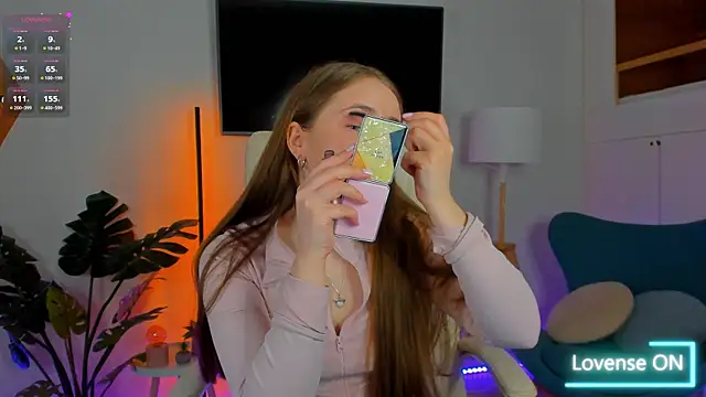 Sweet  Amily online show from 04/18/26, 05:55