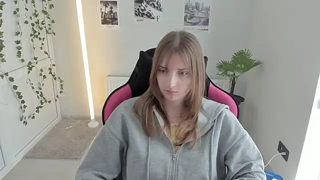 NeyliDream online show from 04/25/26, 02:03
