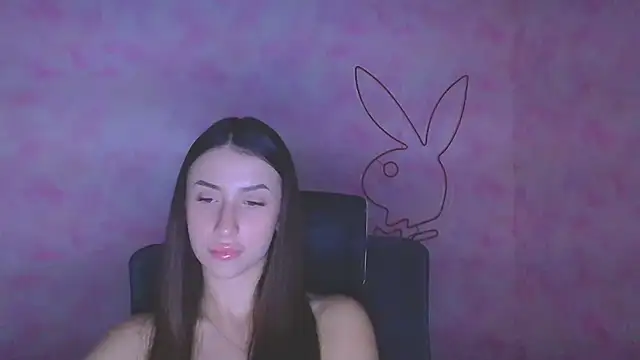 Snapshot of AlisaBubbles chatting on 09/25/25, 05:22 AlisaBubbles online show from 09/25/25, 05:22