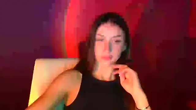 Snapshot of AlisaBubbles chatting on 10/03/25, 05:37 AlisaBubbles online show from 10/03/25, 05:37