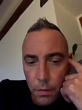 Snapshot of Marronglace1 chatting on 09/24/25, 06:28 Marronglace1 online show from 09/24/25, 06:28