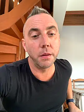 Snapshot of Marronglace1 chatting on 09/30/25, 07:57 Marronglace1 online show from 09/30/25, 07:57