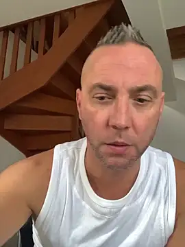 Snapshot of Marronglace1 chatting on 11/05/25, 08:03 Marronglace1 online show from 11/05/25, 08:03