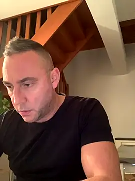 Snapshot of Marronglace1 chatting on 11/16/25, 04:56 Marronglace1 online show from 11/16/25, 04:56