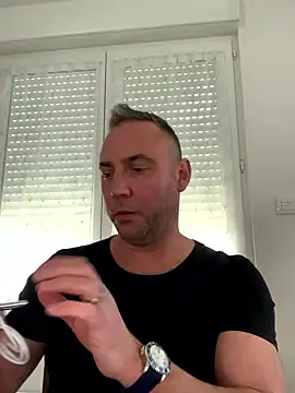 Snapshot of Marronglace1 chatting on 01/12/26, 01:05 Marronglace1 online show from 01/12/26, 01:05