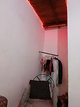 Snapshot of girlpee chatting on 01/15/26, 02:38 girlpee online show from 01/15/26, 02:38