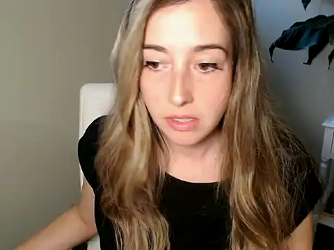 SuggestiveBehavior online show from 09/25/25, 03:27