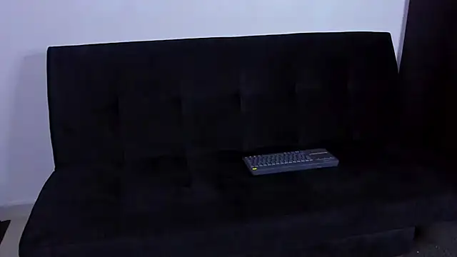 Snapshot of nico_santana chatting on 09/18/25, 04:20 nico santana online show from 09/18/25, 04:20