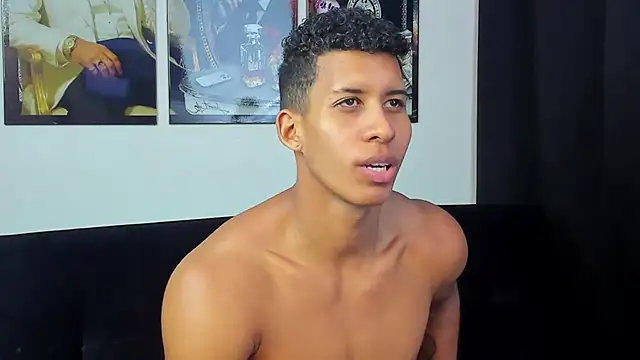 Snapshot of nico_santana chatting on 10/07/25, 02:58 nico santana online show from 10/07/25, 02:58