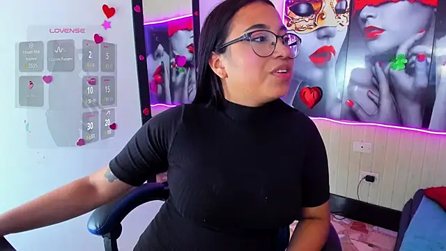 susan mooree online show from 04/21/26, 08:01