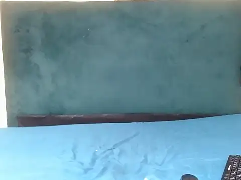 Freaky-Nicky18 online show from 11/18/25, 12:20