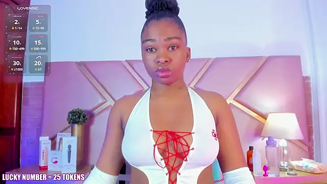 SophieSinclair online show from 11/18/25, 12:53