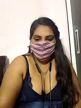 Snapshot of Nisha-telugu chatting on 09/11/25, 05:46 Nisha-telugu online show from 09/11/25, 05:46