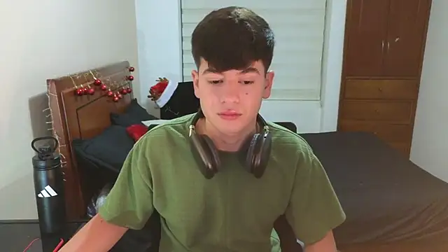 tightncuteass online show from 11/24/25, 12:43